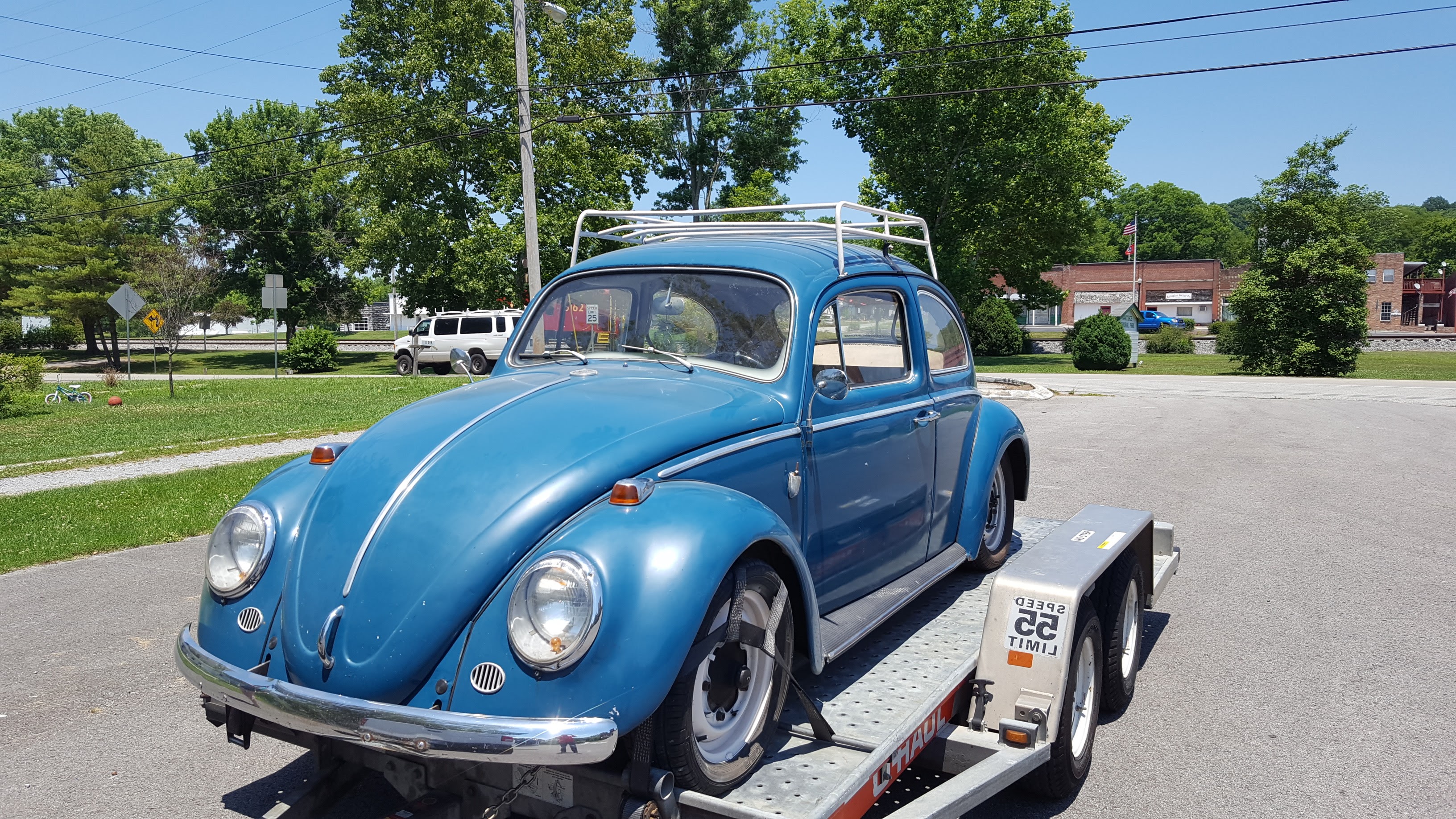 VW Beetle on trailer